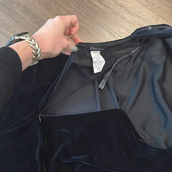 Vintage rhapsody velvet dress - Picture 3 of 6